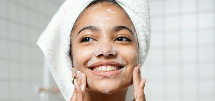 Gesicht richtig waschen